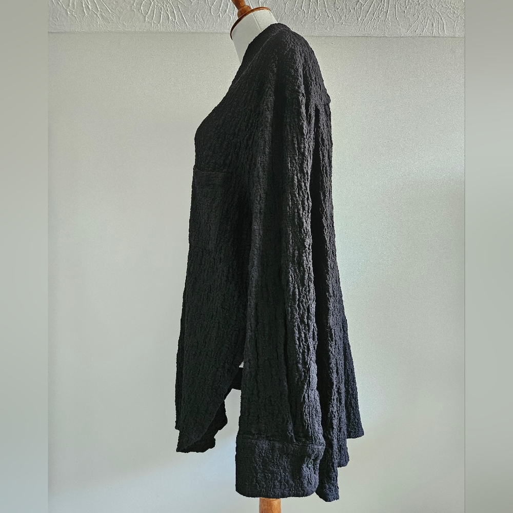 Black Textured Versatile Button Up - image 7
